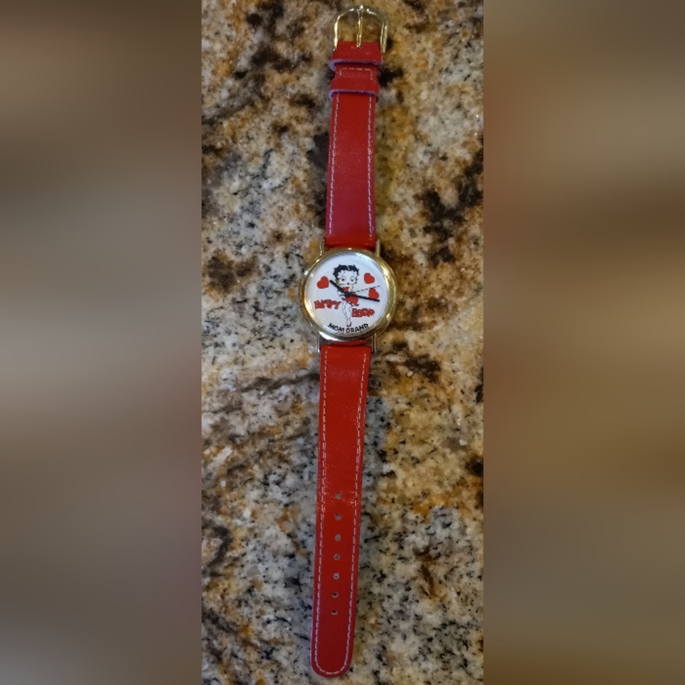 Betty Boop MGM Grand Watch - Picture 3 of 9